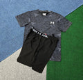 Ensemble Under Armour t-shirt camouflage gris et short noir ceinture Under Armour